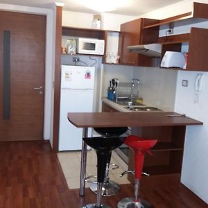 Carmen con Argomedo, PARKING por pagar
